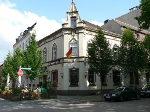Stadt-Gut-Hotel Zum Rathaus Oberhausen Kültér fotó